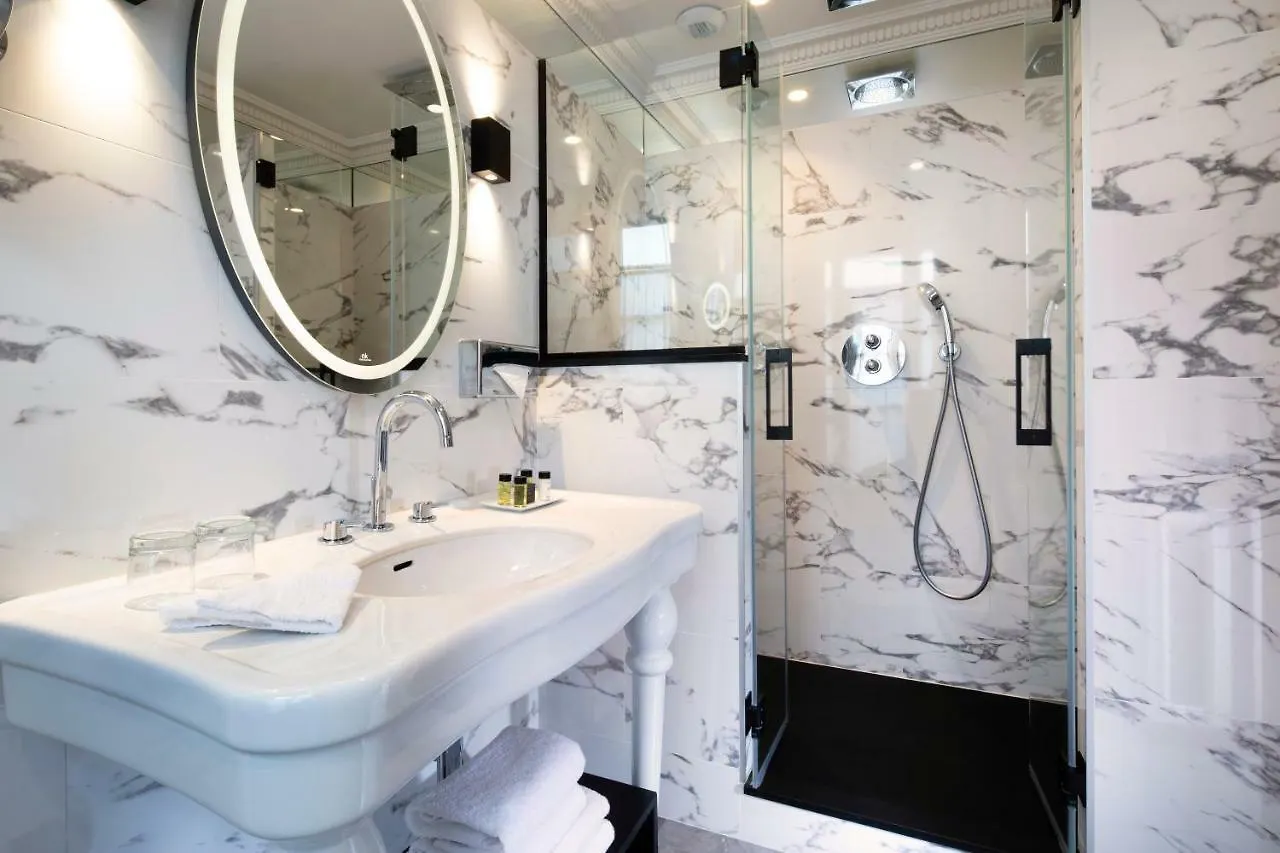 Hotel Des Grands Hommes Parigi